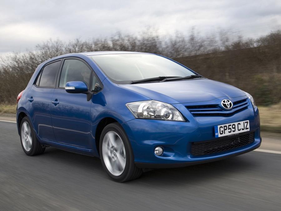  Toyota Auris 5-Door 2010 года  (UK) (фото 36 из 59)